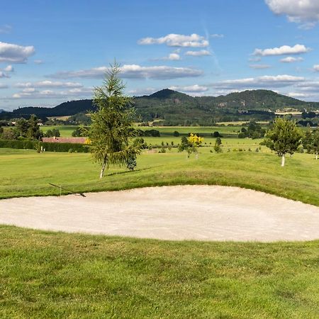 Golf Resort Ceska Lipa Nový Bor Екстериор снимка