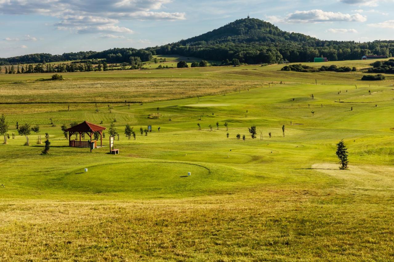 Golf Resort Ceska Lipa Nový Bor Екстериор снимка